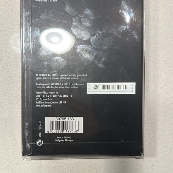 Zwilling J.A. Henckels TWIN Signature Chinese Vegetable Cleaver 7” - Picture 7 of 7